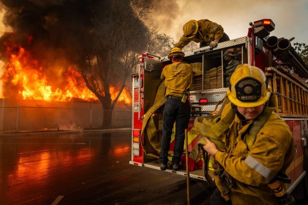 Firefighters in LA working to put out the fire. Photo courtesy of The Washington Post. 