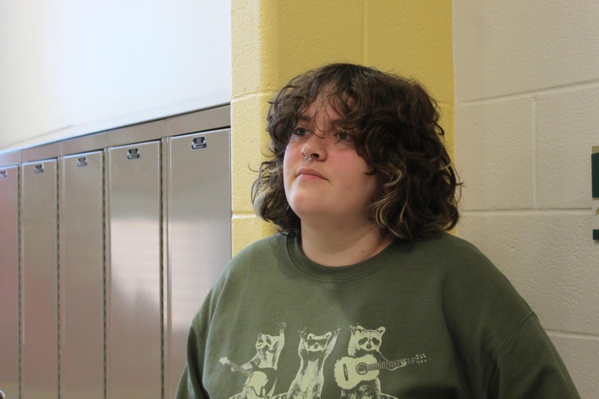 Sophomore Savanna Morgner talking about her finding out about Kahan's new album through TikTok. 