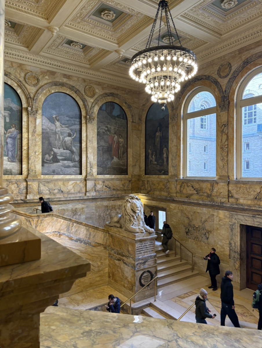 Meet the Boston Public Library where art, history, and knowledge combine to serve as a “palace for the people”. Founded in 1848, it is the United State’s first free municipal library. Boston Public Library can be found on 700 Boylston Street, Boston, MA 02116, in Copley Square.
