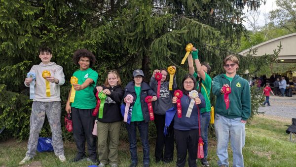 Envirothon club members hold up their medals after competing in regionals. Courtesy of Kimberlee Jancaitis.